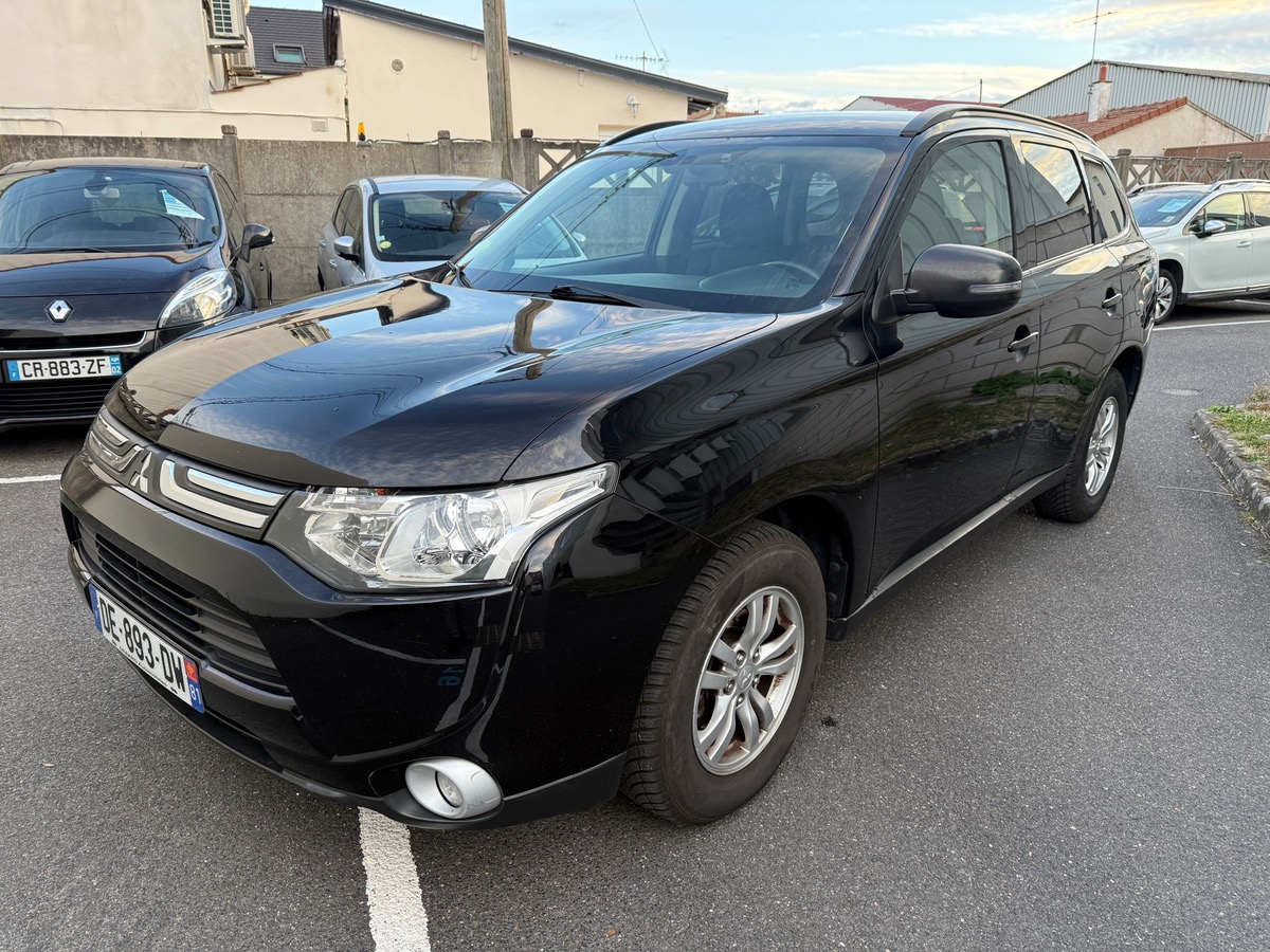 Mitsubishi Outlander 2.2 DI-D 150 CV 4WD intense
