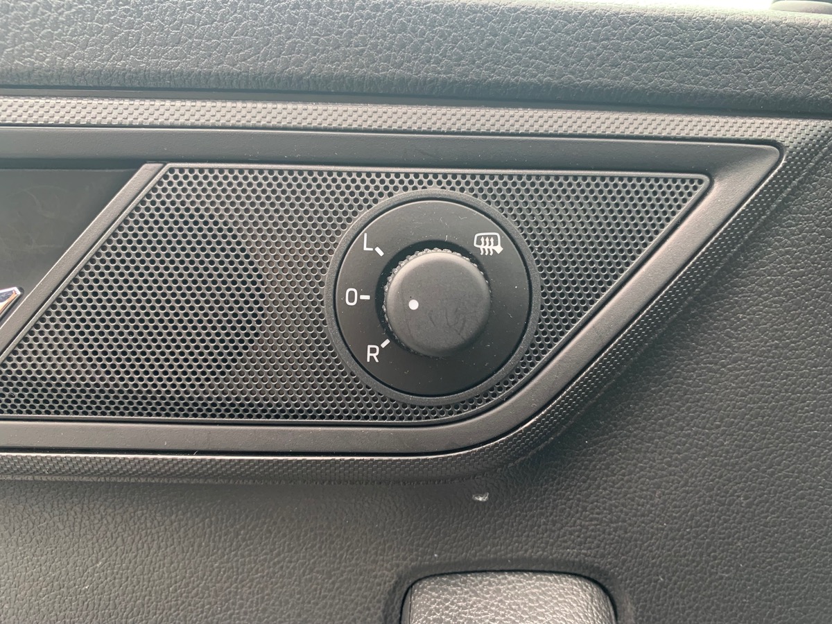 Skoda Fabia 60 ch | Business | GPS | Bluetooth | Radars de stationnement | Régulateur de vitesse