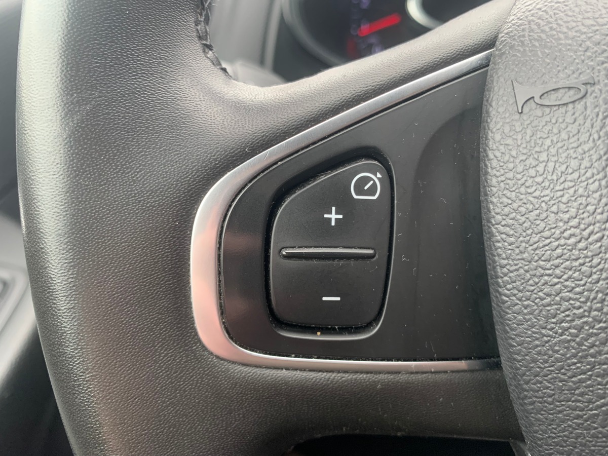 RENAULT Clio IV 90 ch | LIMITED | Phase 2 | GPS | Régulateur de vitesse