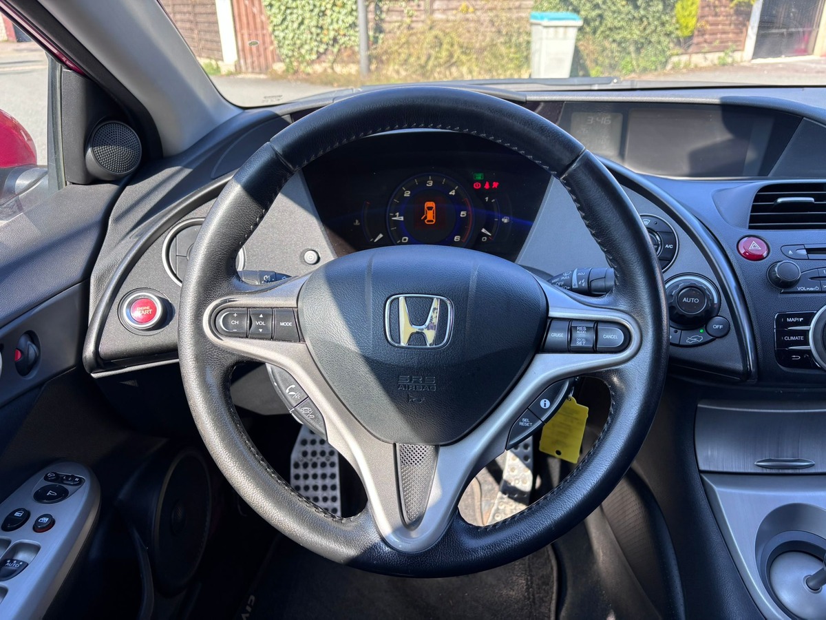 Honda Civic 2.2 CTDI 140 Elegance - Révisée - Garantie