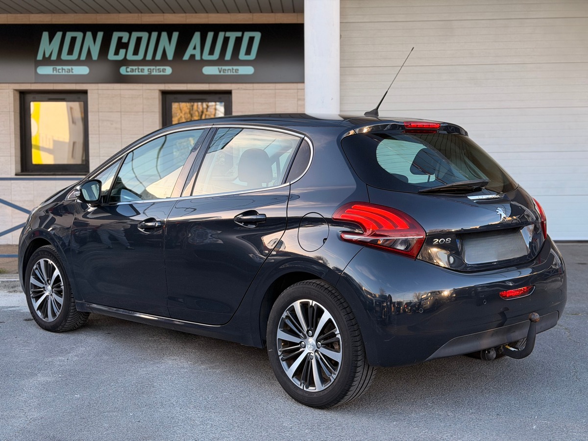 Peugeot 208 Allure 1.2 110 cv BVM5 - Distribution OK / 1ère main