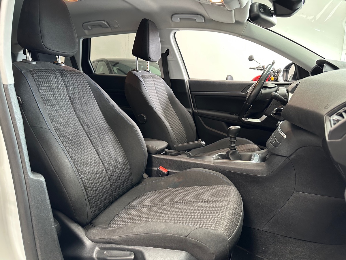 Peugeot 308 SW II (2) SW 1.5 BLUEHDI 100cv S&S STYLE