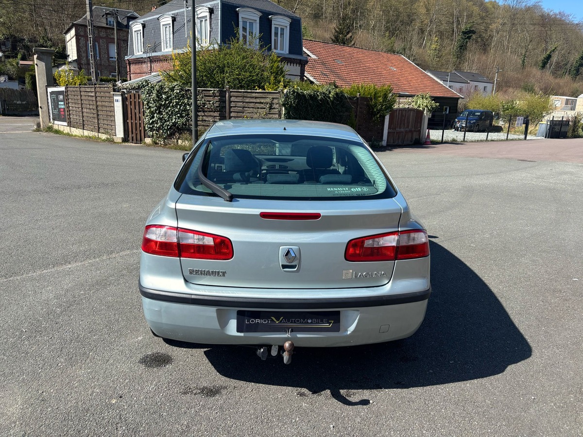RENAULT Laguna II 1.6 107 - Finition Authentique - Garantie - Distribution neuve - Attelage
