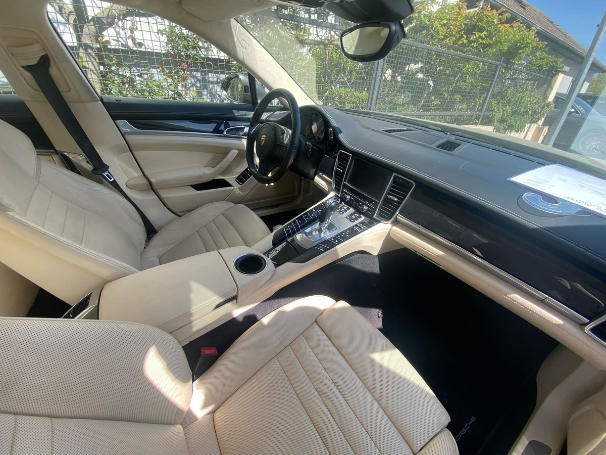 Porsche Panamera 4s