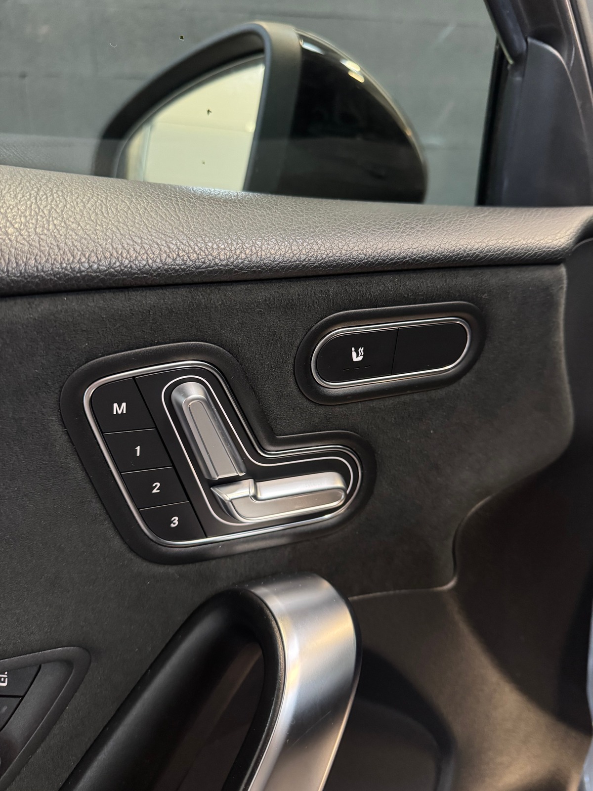 Mercedes Benz Classe A 180 d 116ch AMG Line 7G-DCT