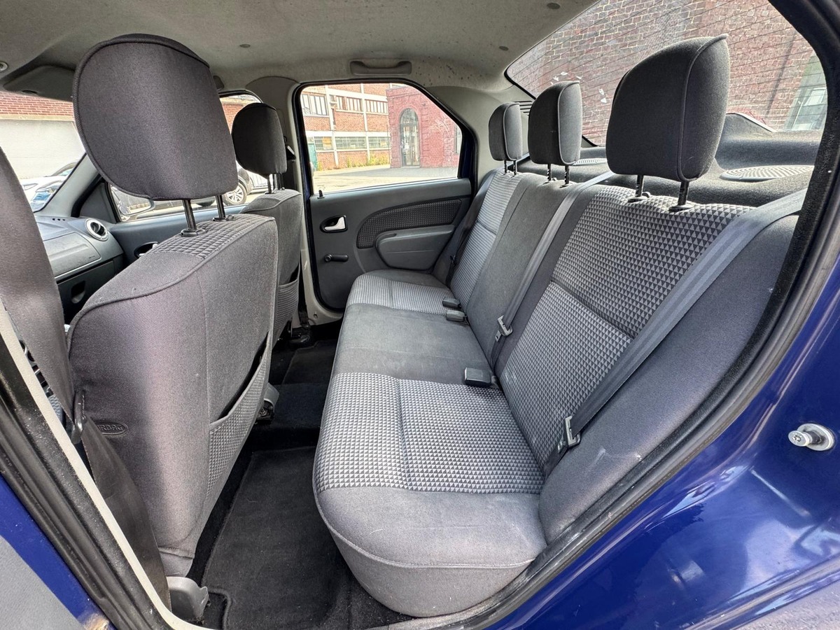 Dacia Logan 1.5 dCi Prestige 85-Attelage-Distribution neuve-Garantie