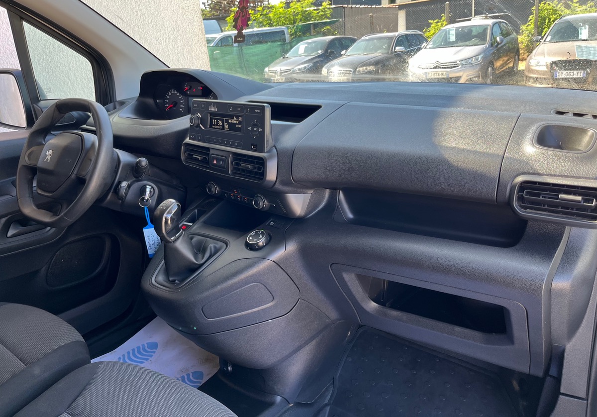 Peugeot Partner 1.5 HDI 76 CV / 1ERE MAIN / TVA RECUPERABLE