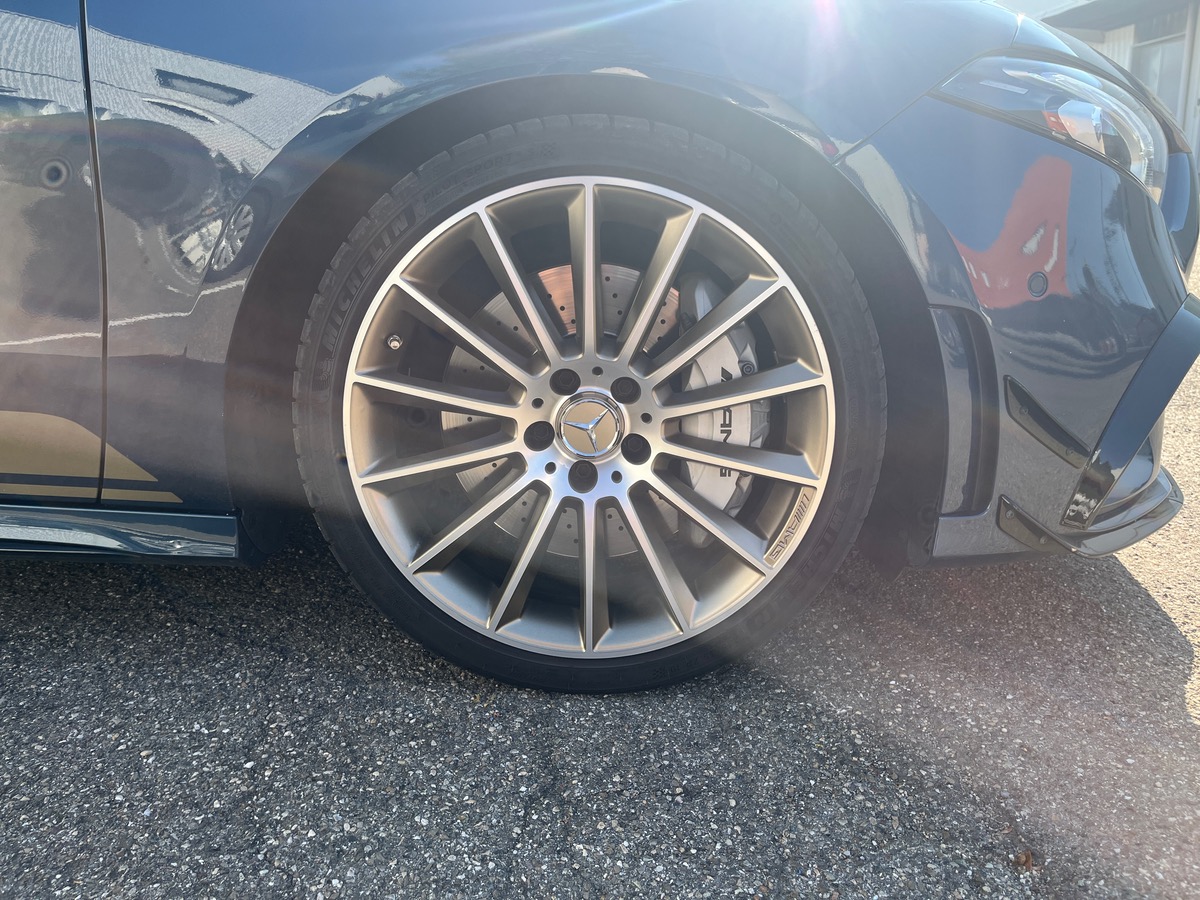 Mercedes-Benz Classe A 35 AMG 2.0 4MATIC 7G-DCT 306cv EDITION ONE, Contrat d'entretien 2 ans inclu