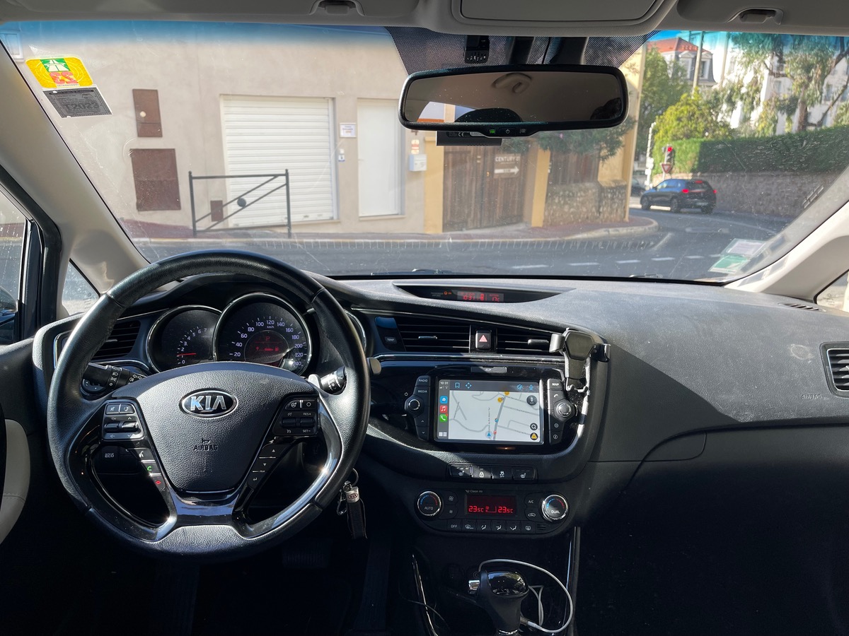 Kia Ceed 1.6 GDI 135 CV / Phase 2 / CarPlay / Caméra / GPS / Km Réel / Boite Auto