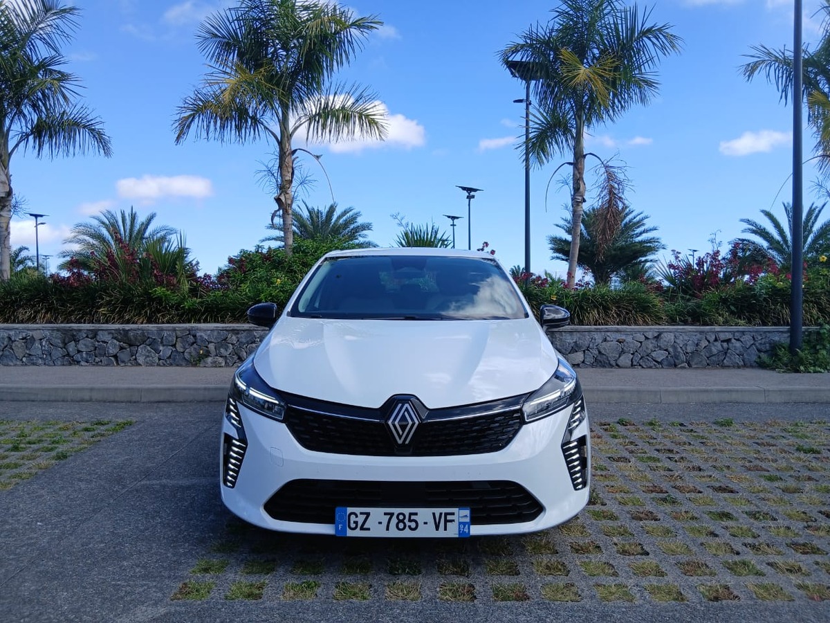RENAULT Clio V Equilibre + GSR2 1.0 TCE 90cv BVA