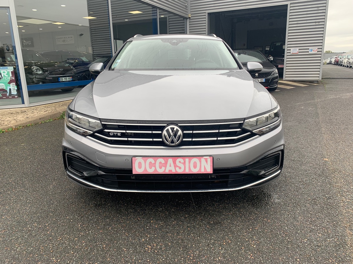 Volkswagen Passat 218 ch | GTE | Combiné instruments digital | Assistant Feu de Route