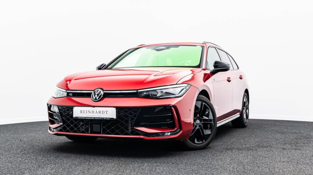 Volkswagen Passat SW VIII 2.0 TDI EVO 200ch R-Line 4Motion DSG7/Chili Red/Attelage/Matrix