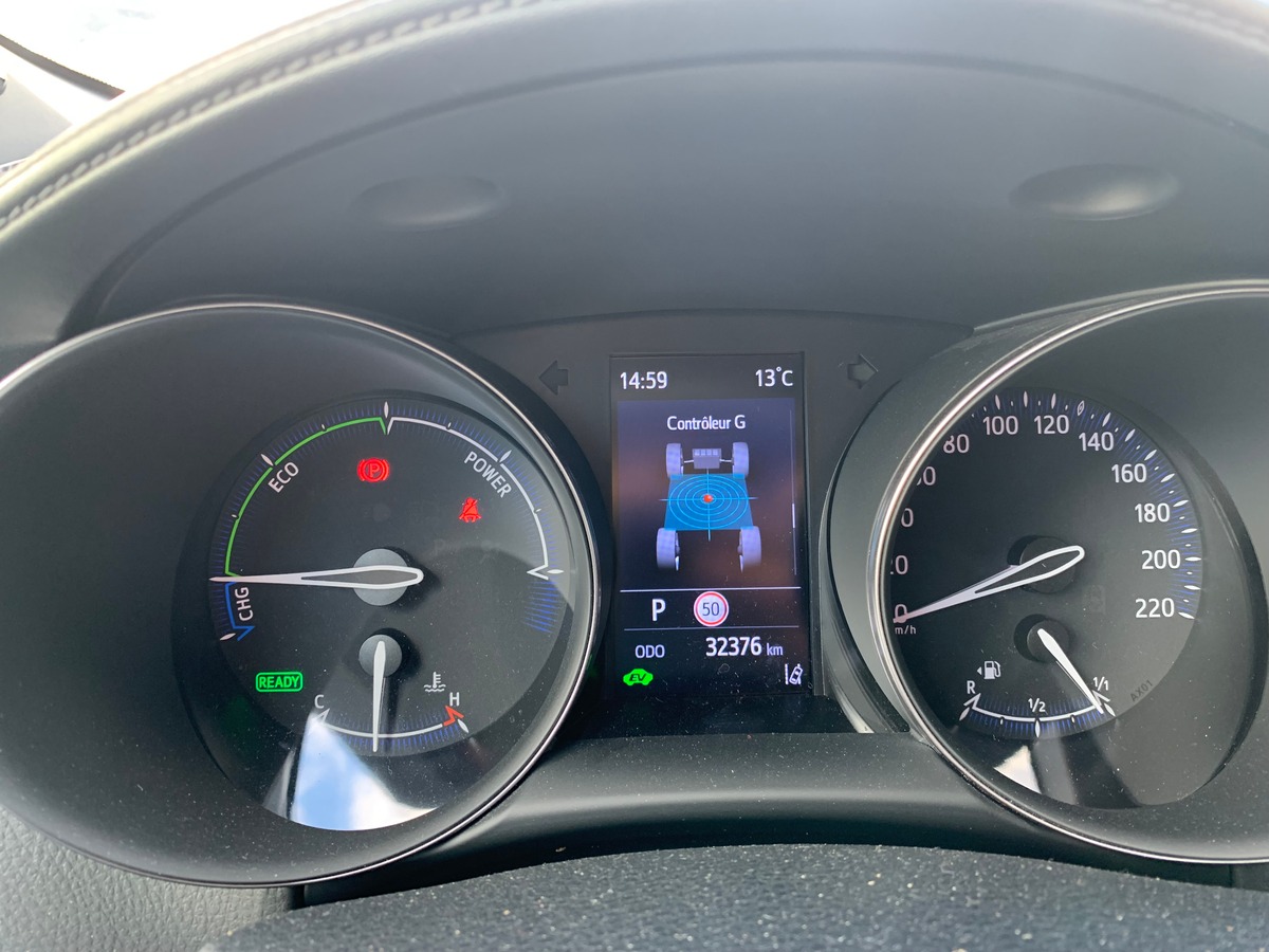 Toyota C-HR 184 ch | Attelage | GPS | Radio JBL | Caméra recul | Radar stationnement arriére, avant