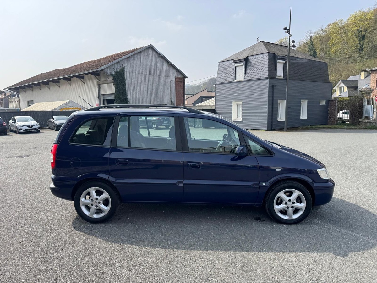 Opel Zafira 1.6 100- 7 places - Disneyland-Garantie