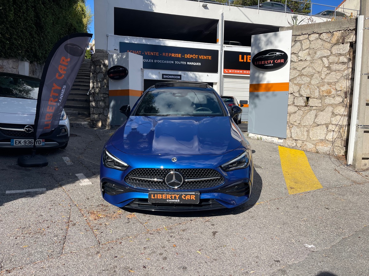 Mercedes Benz CLE 220 D 197 CV / AMG LINE / Toit ouvrant / Jantes noires / VF / Caméra 360°