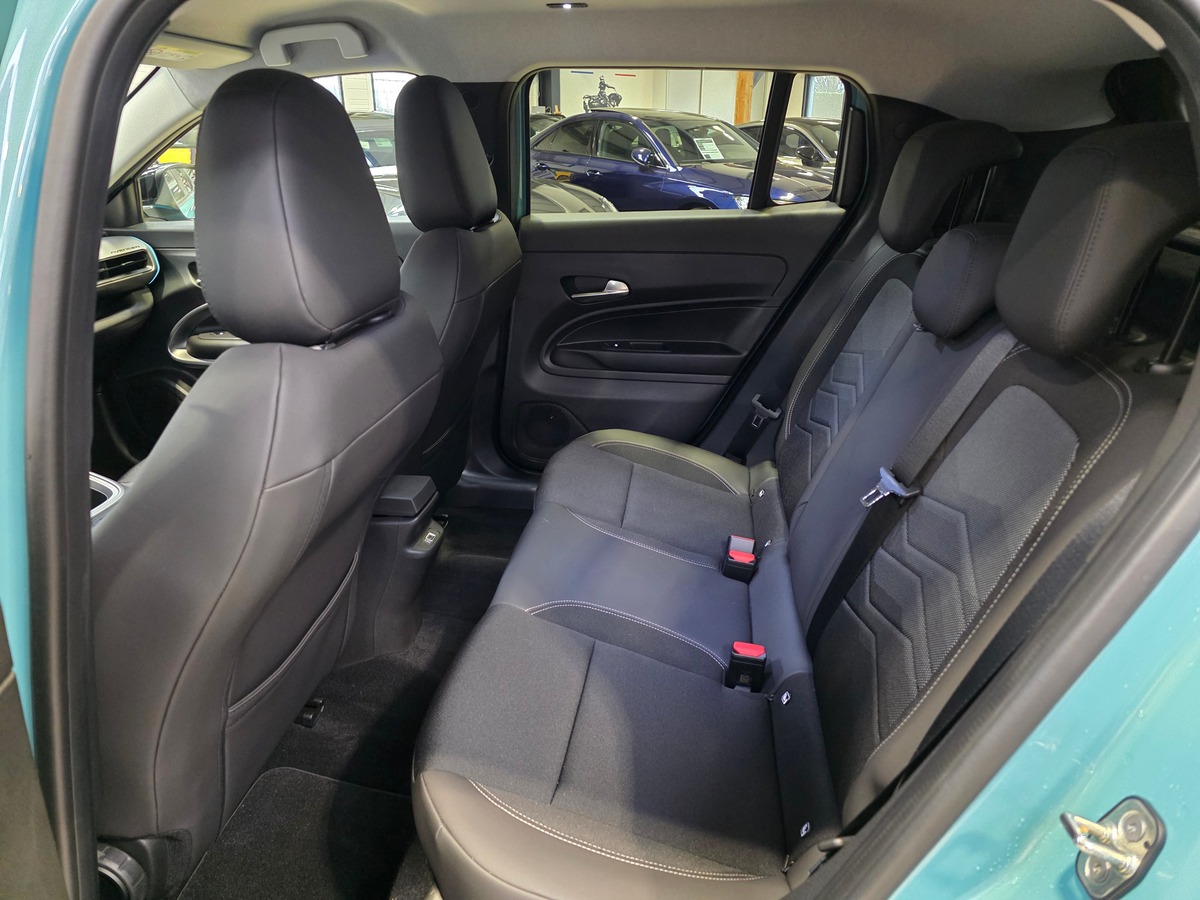 Jeep Avenger (2) 1.2 TURBO T3 100 E-HYBRID SUMMIT JBL / CAMERA C