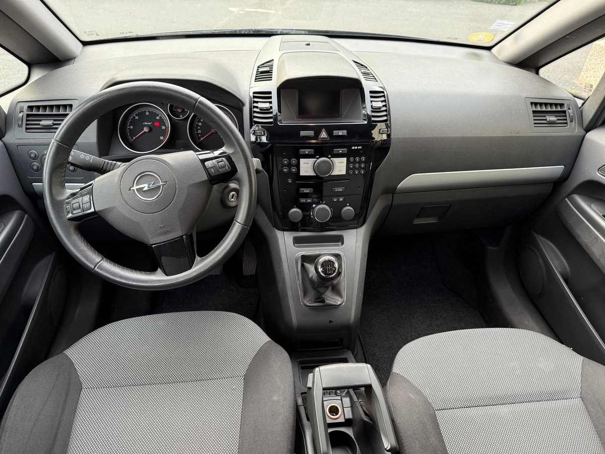 Opel Zafira 1.7 CDTI 110 CV édition 7 place 4X sans frait