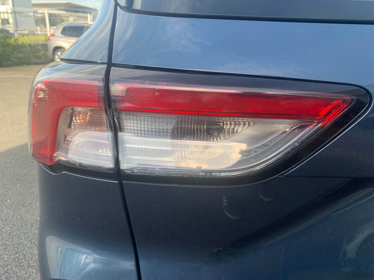 Ford Kuga 225 ch | 2.5 PHEV | Titanium | Apple car Play | Radar de stationnement avant et arriére