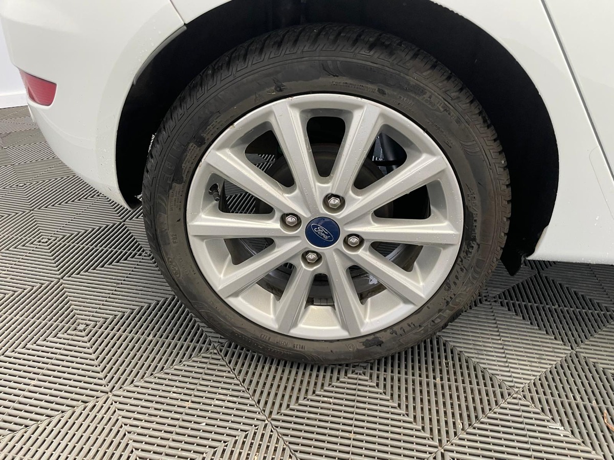 Ford Fiesta 1.0 ECOBOOST 100  TITANIUM