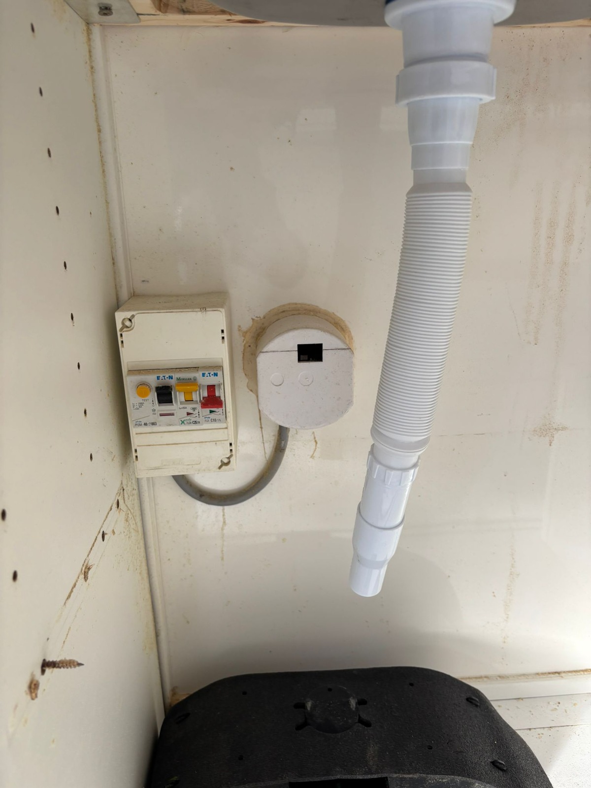 Opel Omega MEGA MULTITRUCK FOODTRUCK 600D - Entretiens à jour