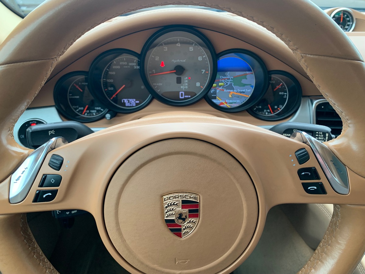 Porsche Panamera 380 ch | S Hybrid | Toit ouvrant | Mode Sport Plus | Siéges chauffants | Radars