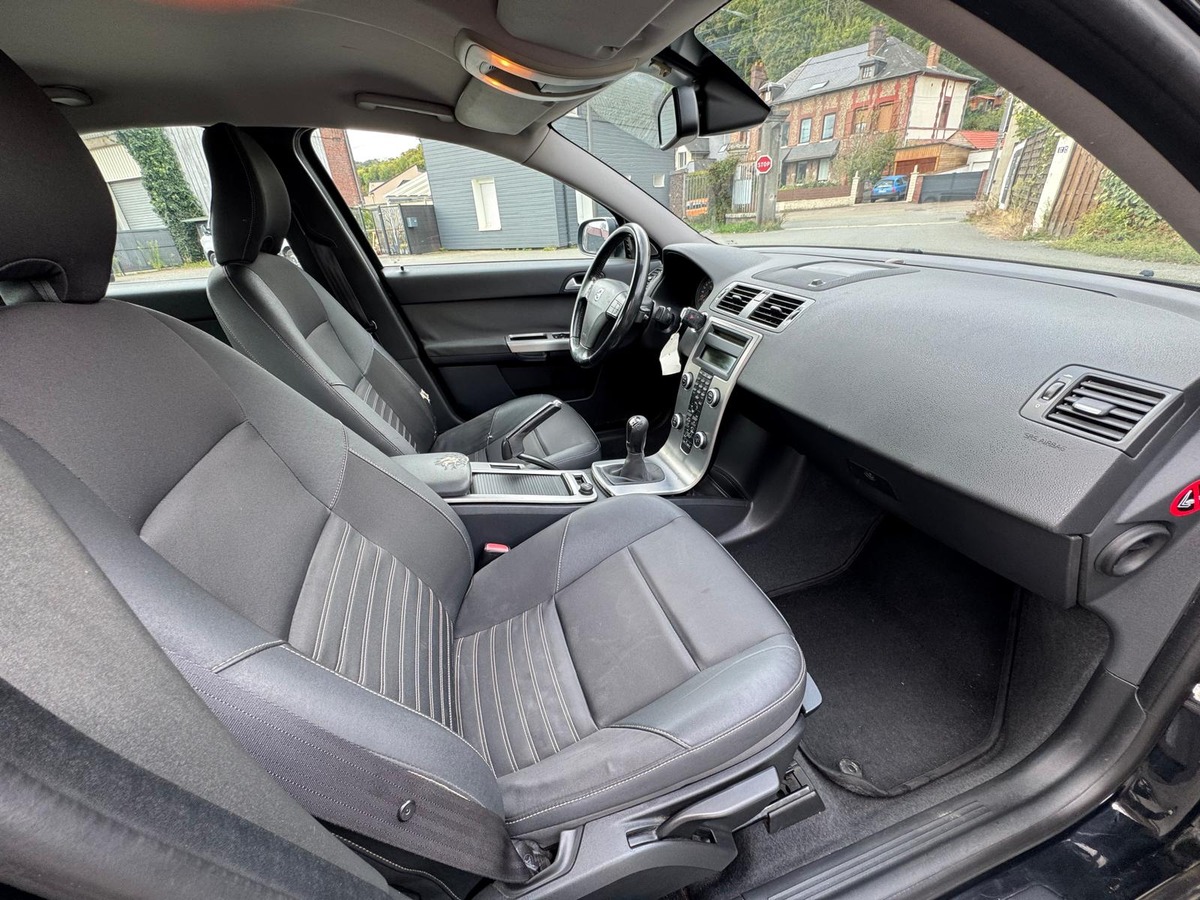 Volvo S40 2.0 D 135cv Feeling - Garantie