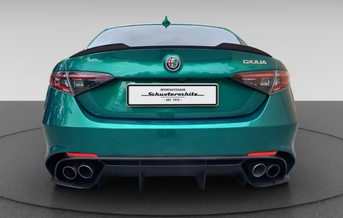 Alfa Romeo Giulia 2.9 V6 510ch Quadrifoglio AT8 Verde Montréal Harman-Kardon