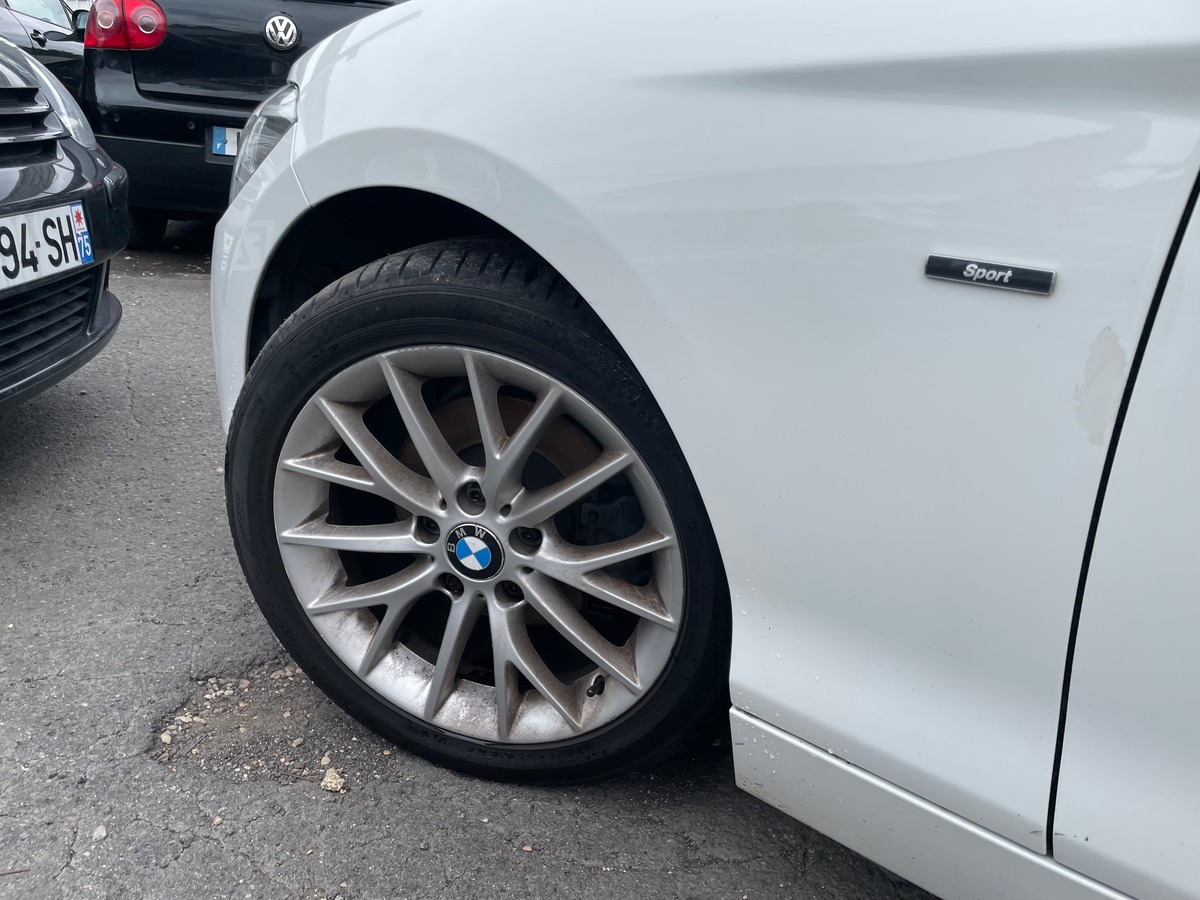 Bmw Série 1 120D SPORT COMFORTLINE