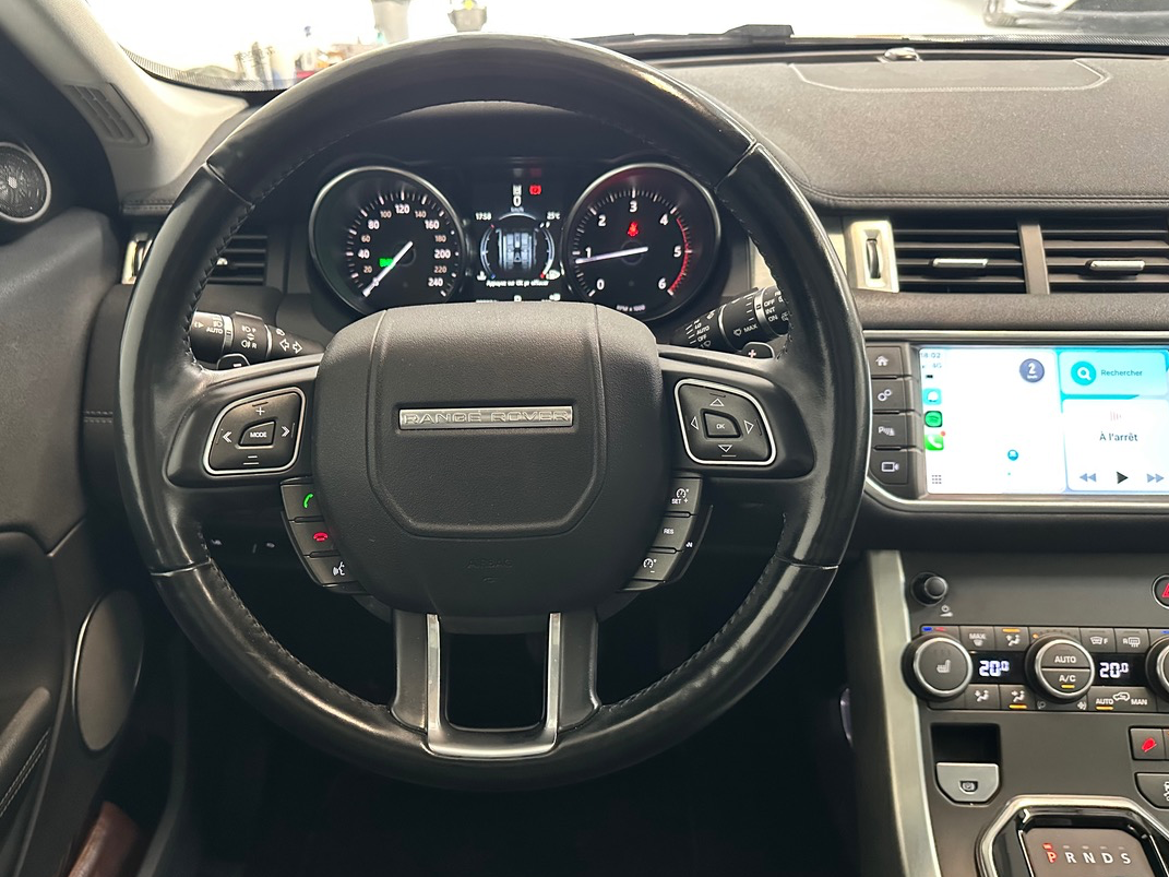 Land-Rover Range Rover Evoque TD4 180cv SE DYNAMIC BVA Toit panoramique / CarPlay