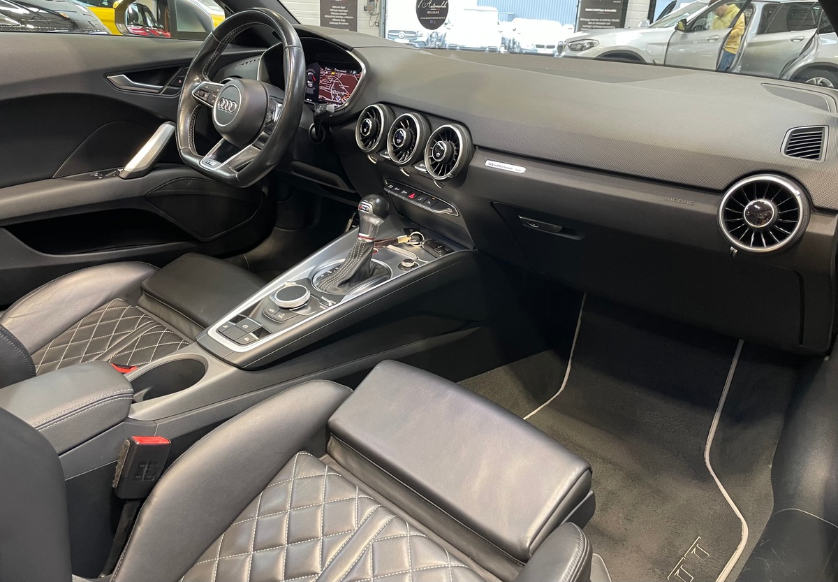 Audi TTS Série 3 ROADSTER 2.0L TFSI QUATTRO S-TRONIC 310 - ENTRETIEN CONSTRUCTEUR x