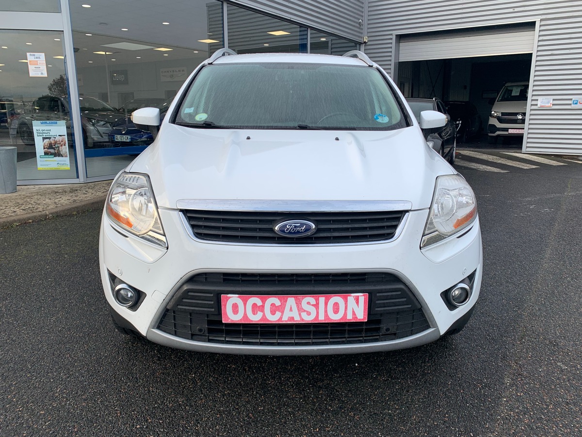 Ford Kuga 140 | TREND | Radar de stationnement avant arriére | Attelage | Climaisation | Jantes 17''