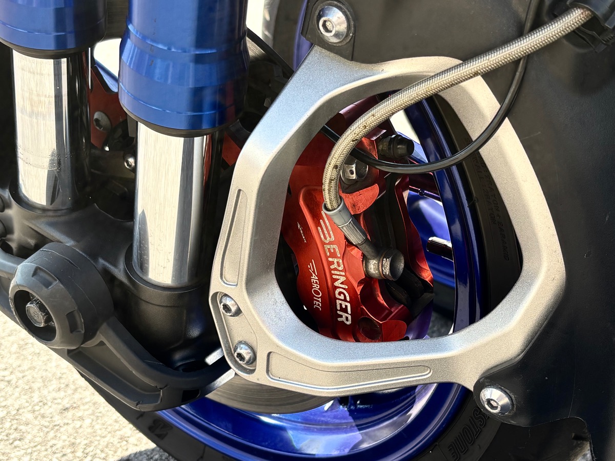 Yamaha NIKEN 850 MTT2