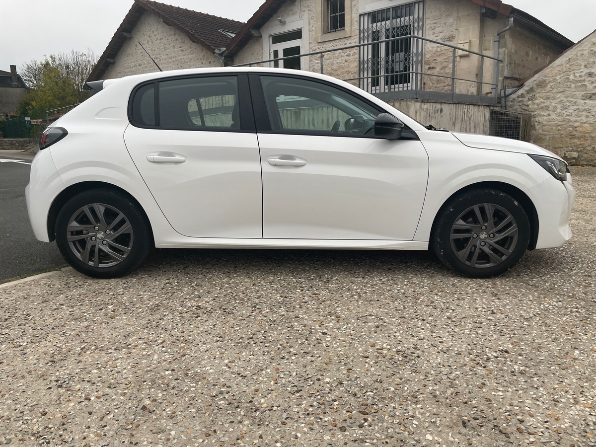 Peugeot 208 1.2 Puretech 75-  Finition Active Business - Historique Complet