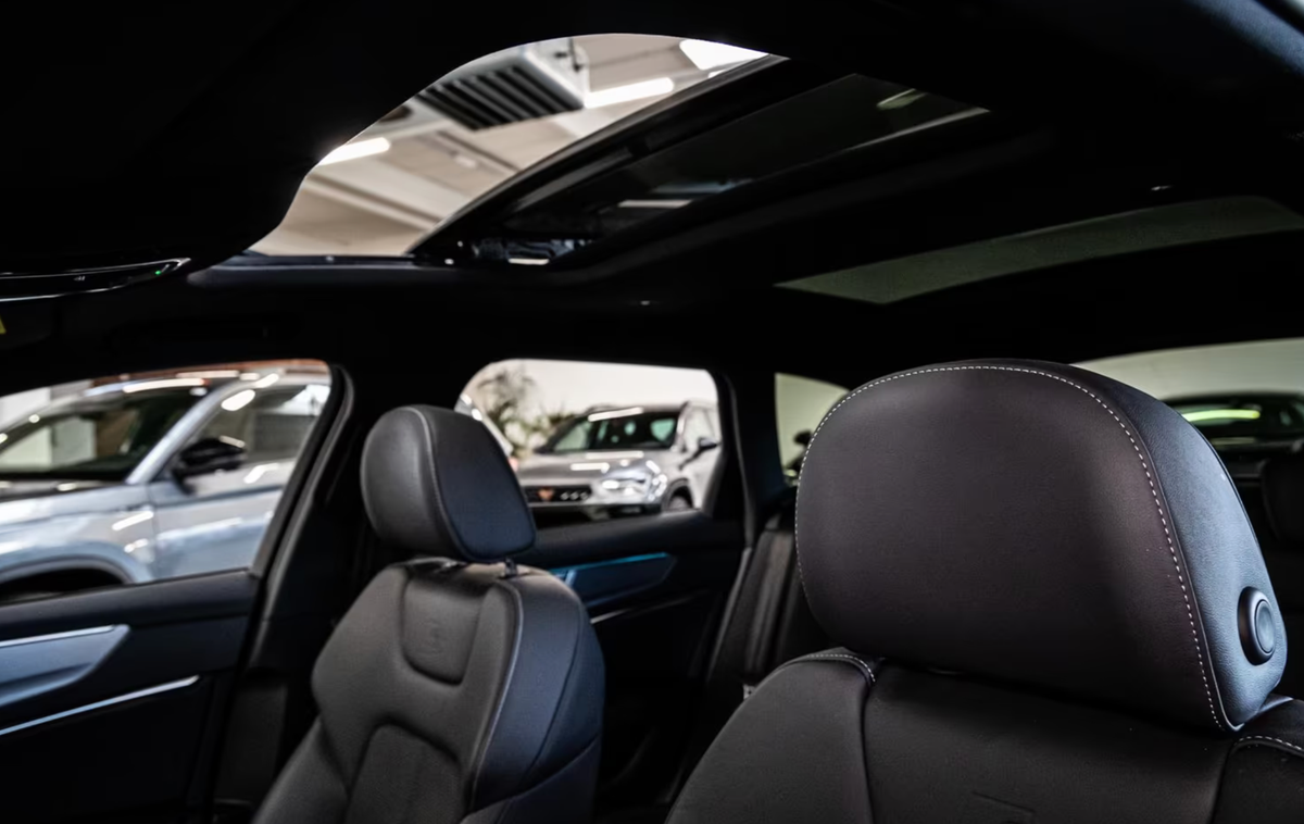 Audi A6 Avant V C8 55 TFSI e 367ch Compétition quattro S tronic 7/VO Allemand/Pas de malus