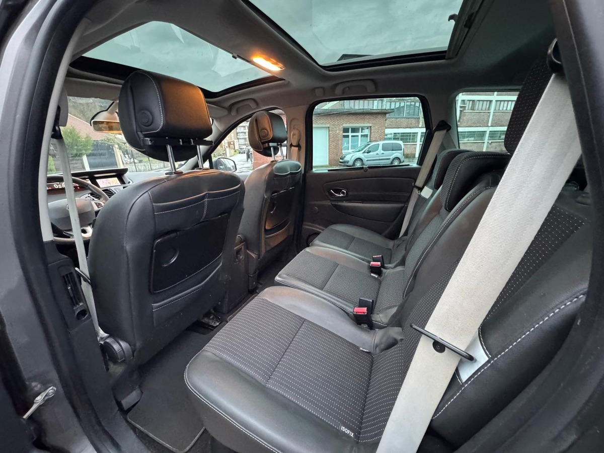 RENAULT Grand Scenic 1.5 DCI 110-7 Places- BOSE Edition-Garantie