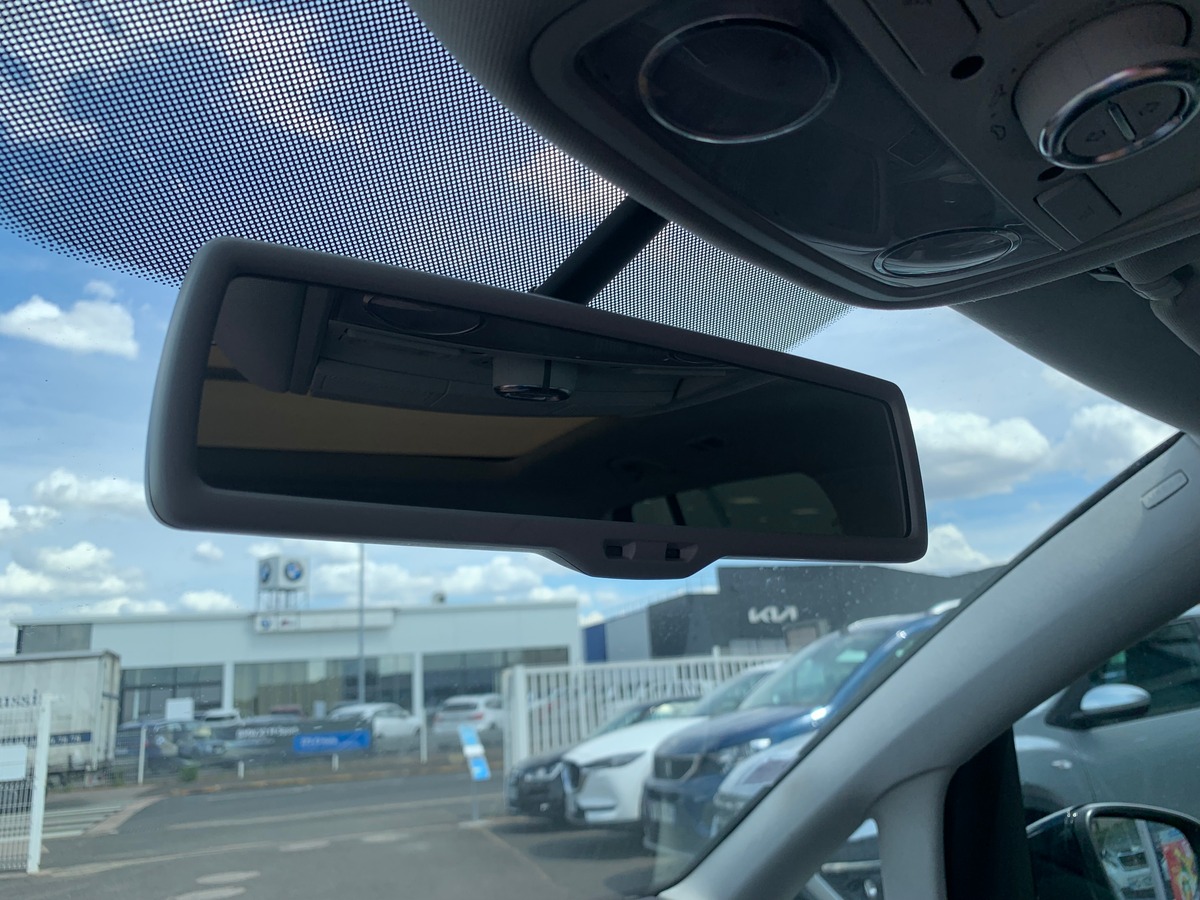 Volkswagen Touran 105 | Match | 7 Places | GPS | Régulateur vitesse | Bluetooth | Toit panoramique