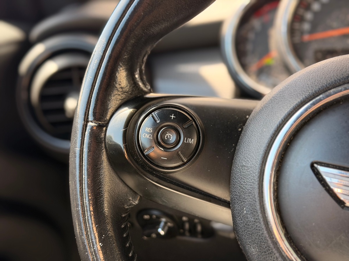 Mini Cooper D Cabriolet 1.5 d DCT7 116 cv