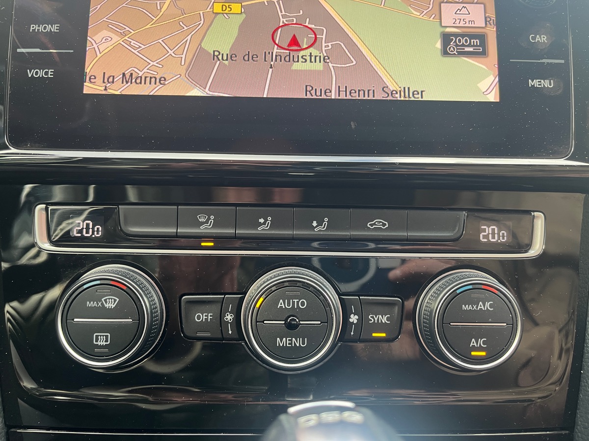 Volkswagen Golf VII 1.6 TDI 115ch Connect DSG7, Suivi complet VW, Régulateur Adaptatif, Sono HELIX