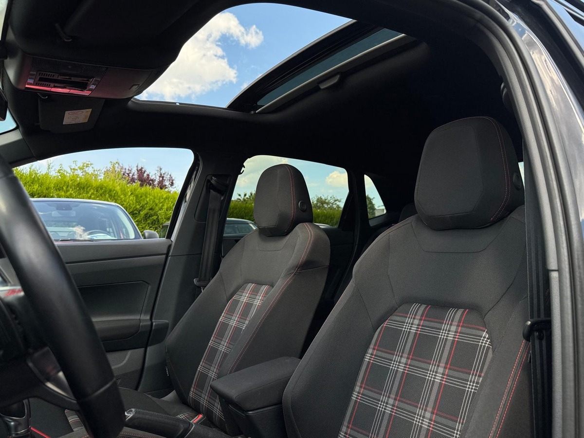 Volkswagen Polo VI GTI 2.0 TSI 200 DSG