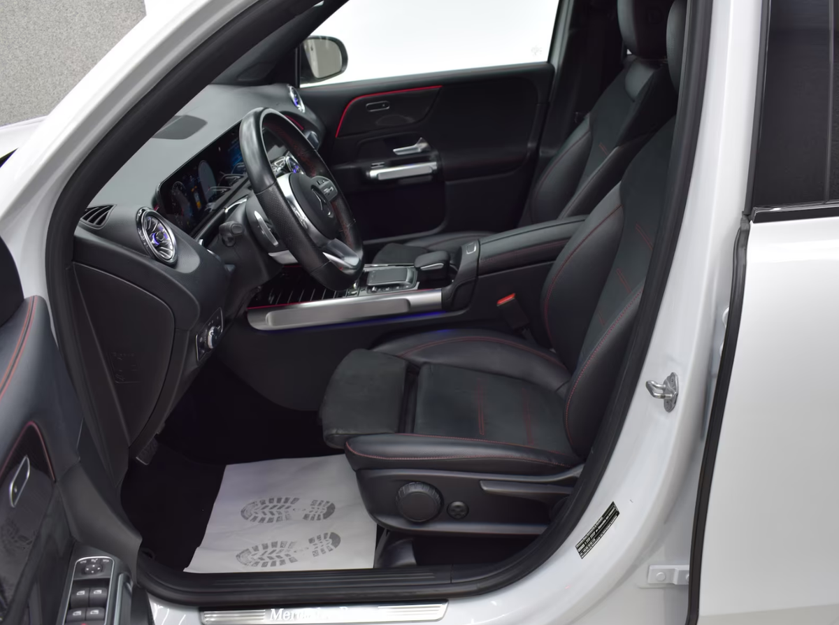 Mercedes-Benz GLB 200d 4matic 150ch AMG Line 8G DCT/Attelage/Pack Sport Black