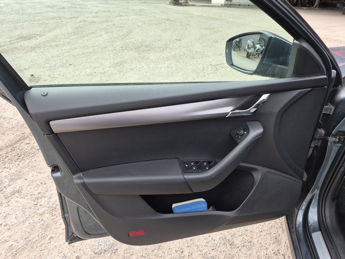 Skoda Octavia Combi 2.0 tdi 150 ch Business Plus DSG