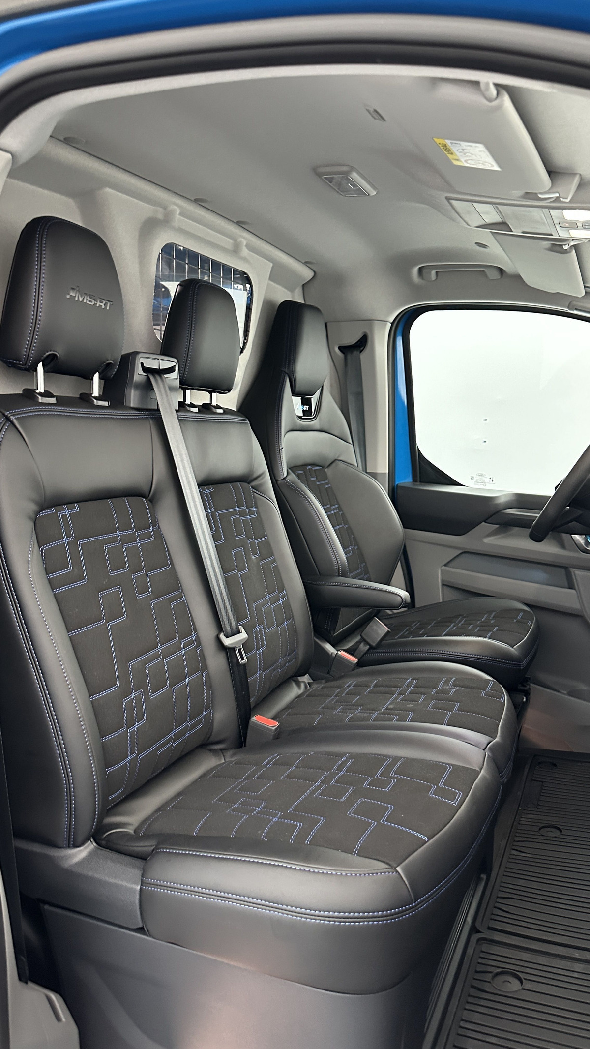 Ford TRANSIT CUSTOM 320 L2H1 2.0 EcoBlue 170ch MS-RT BVA8 AWD | 49600 euros hors taxes