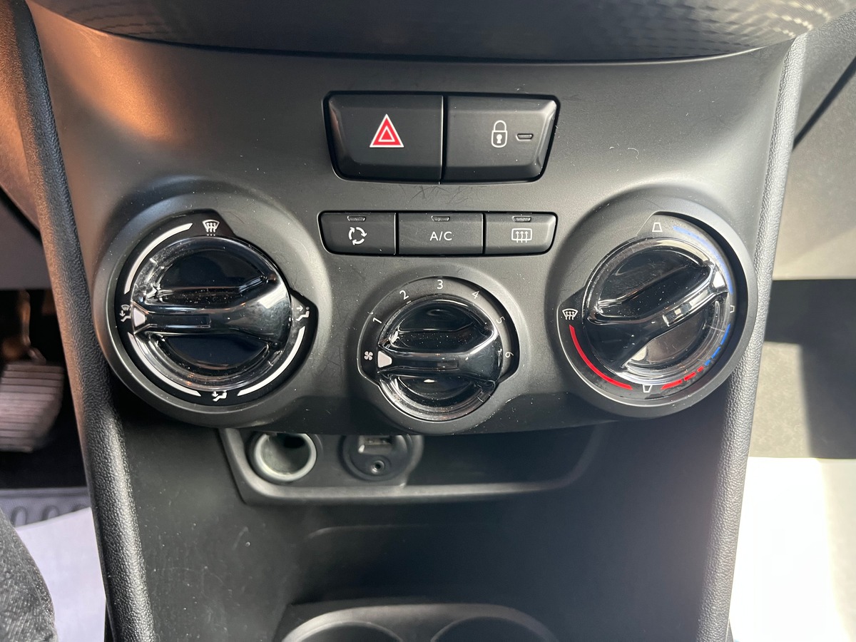 Peugeot 208 5 Portes 1.2 VTi 82 ch
