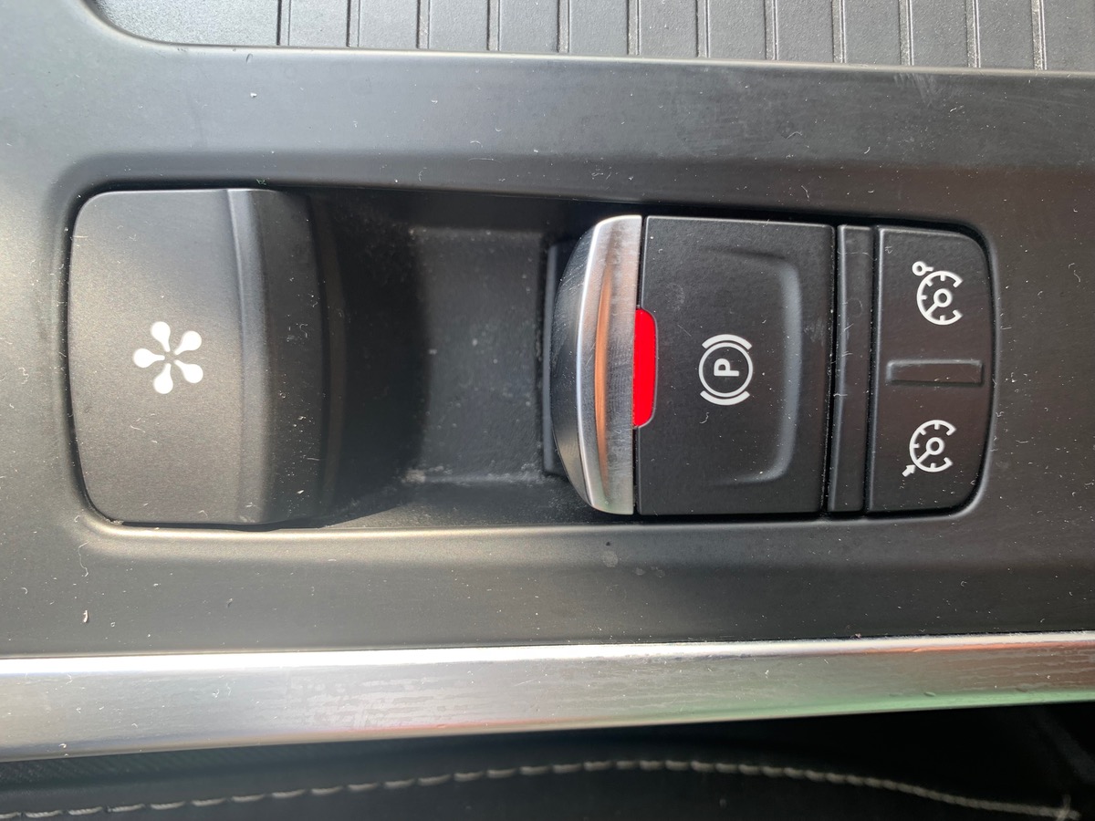 RENAULT Megane Estate Intens | GPS | Jantes Alu 17'' | Caméra de recul | Climatisation automatique