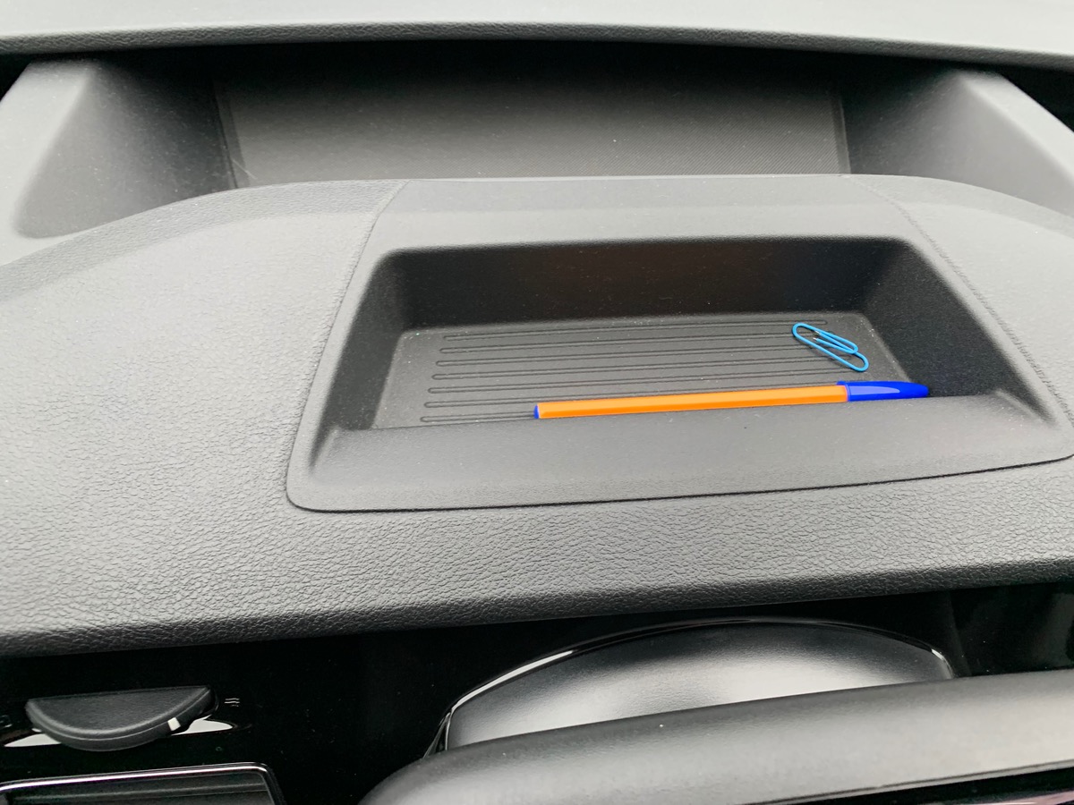 Ford TRANSIT CUSTOM FG 280 L1H1 2.0 130 LIMITED | Marches pieds | Attelage | Régulateur vitesse