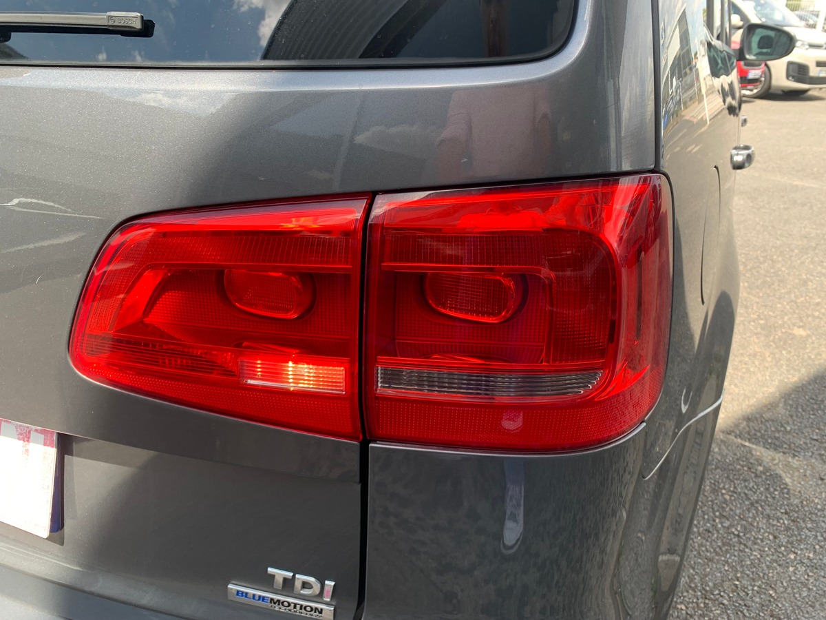 Volkswagen Touran 105 | Match | 7 Places | GPS | Régulateur vitesse | Bluetooth | Toit panoramique