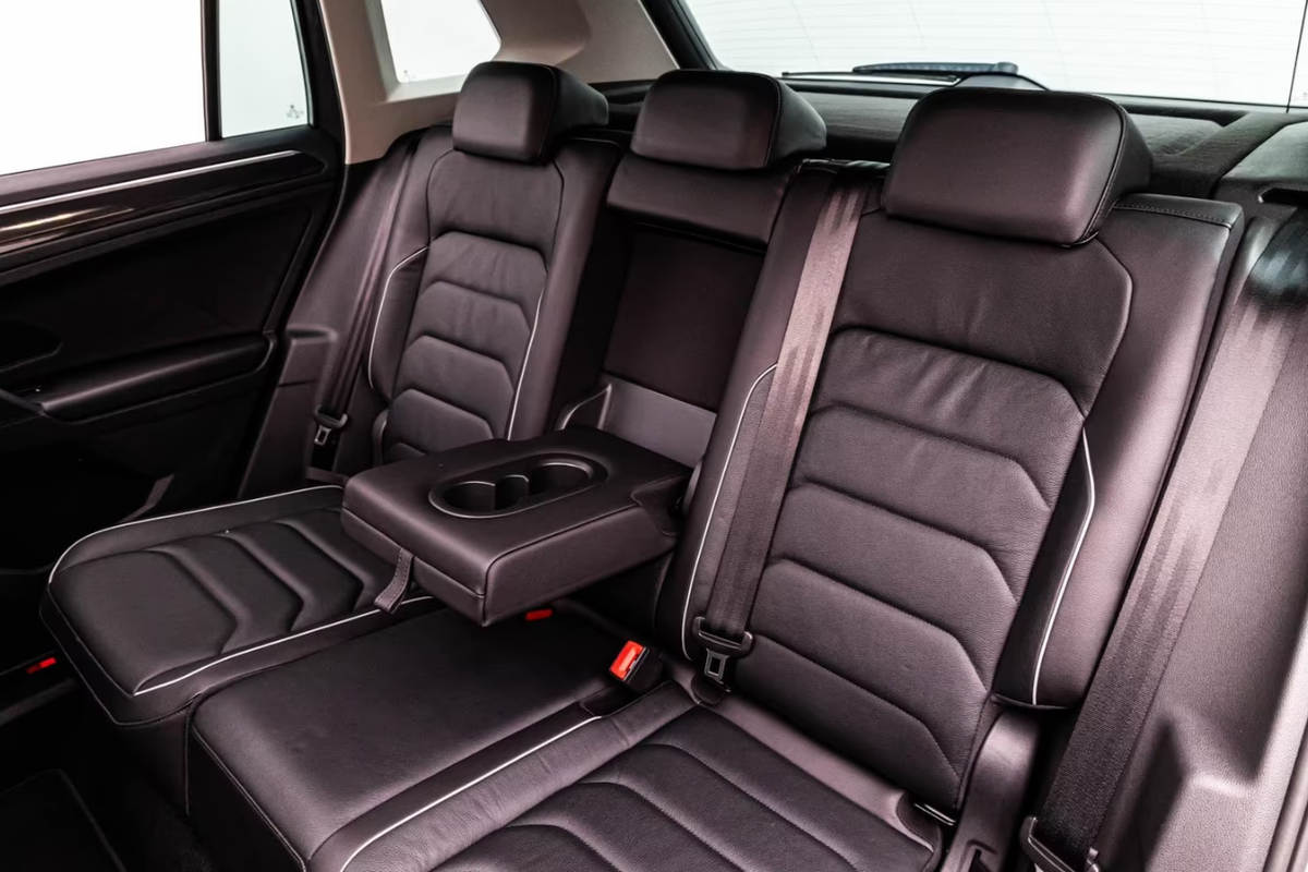 Volkswagen Tiguan II 1.4 eHybrid 245ch Elegance DSG6 Toit ouvrant Attelage