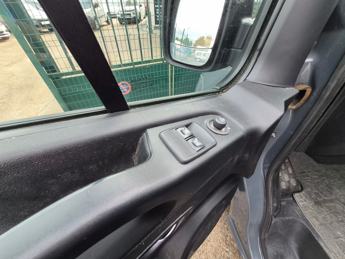 RENAULT Trafic DCI 170 BVA GRAND CONFORT L2H1