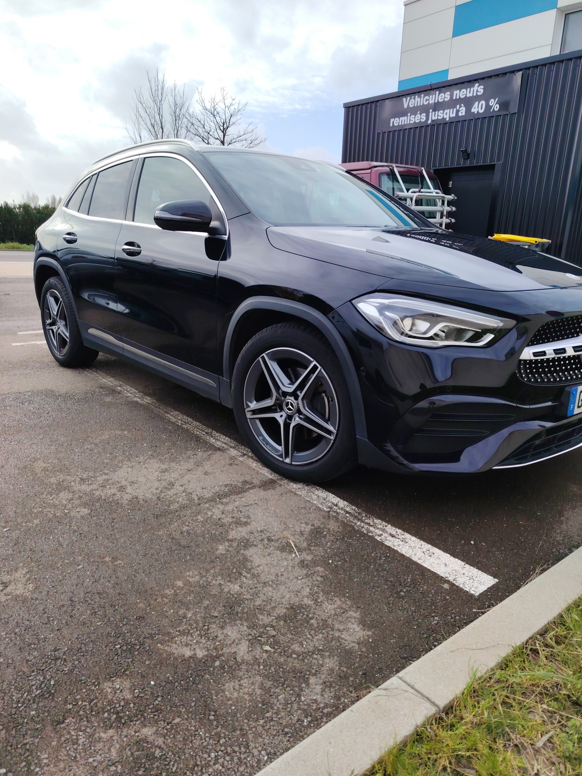 Mercedes-Benz GLA 200 d AMG LINE 8G-DCT
