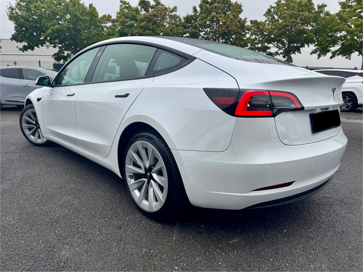Tesla Model 3 STANDARD RWD